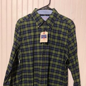 Saddlebred Buttom up. Size M (has a pocket)